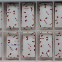 蛋糕巧克力装饰 围边系列：WB-038红唇白长方（4×8）