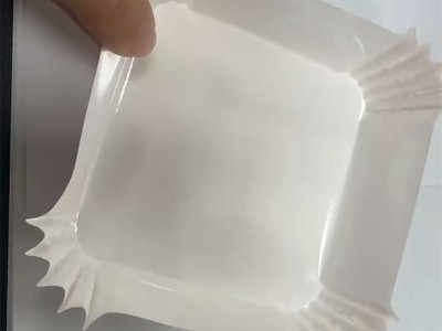 求购如图淋膜纸包装，5万个