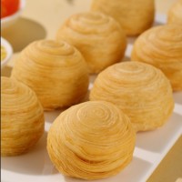 2026年月饼厂家源头潮式酥皮月饼加工香港和记隆公司